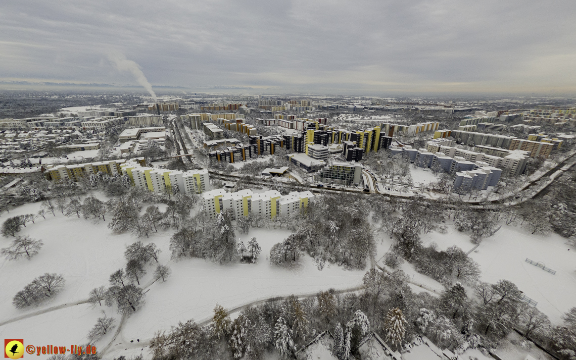 04.12.2021 - Karl-Marx-Ring und Marx-Zentrum in Neuperlach